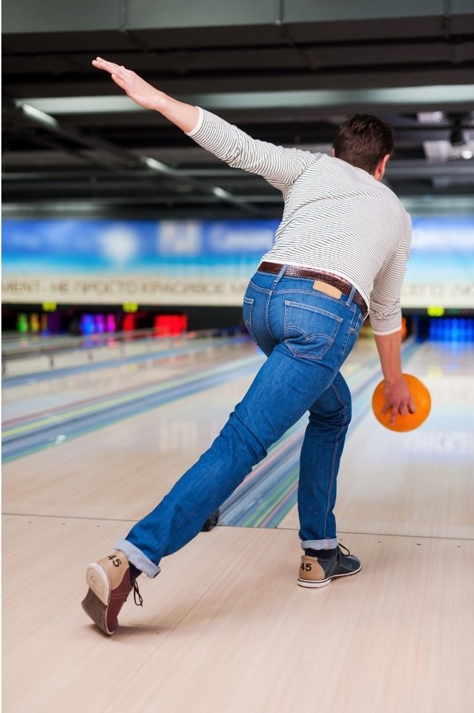 how bowling works