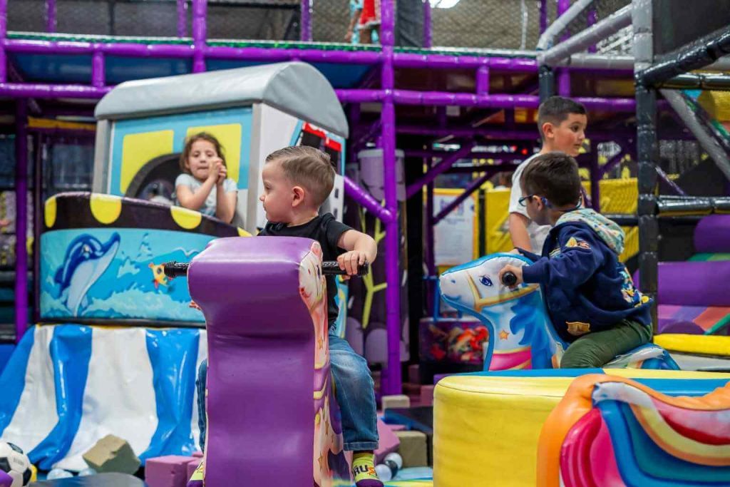 indoor things to do with toddlers near me​