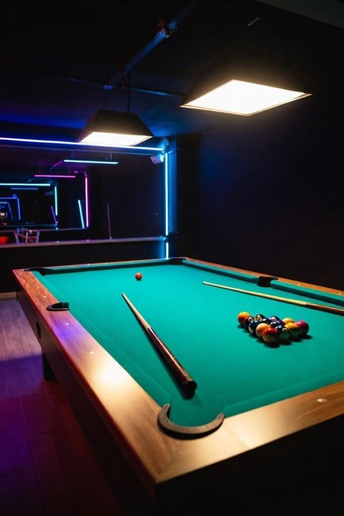 pool table