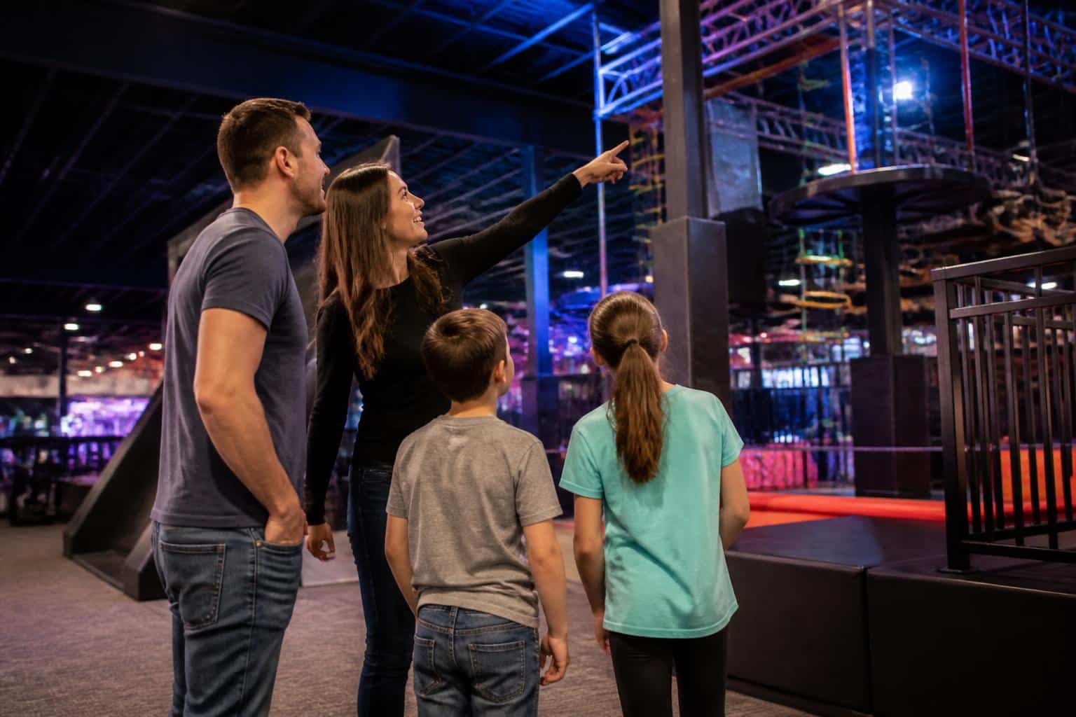 How Do You Choose A Family Fun Center Near Leon Valley?