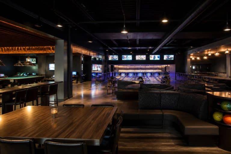 what is a family entertainment bar