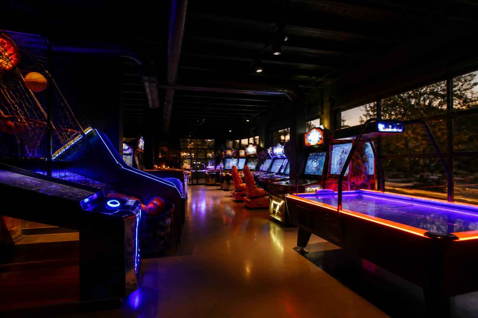 Arcade Night Near Olmos Park Texas