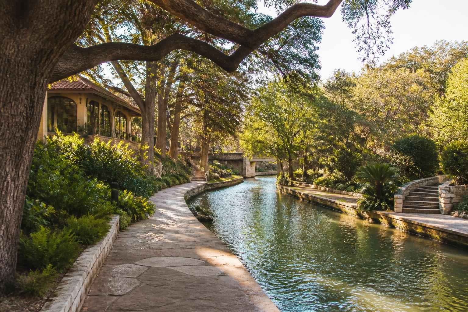 What Are The Best Family Activities Near Olmos Park?