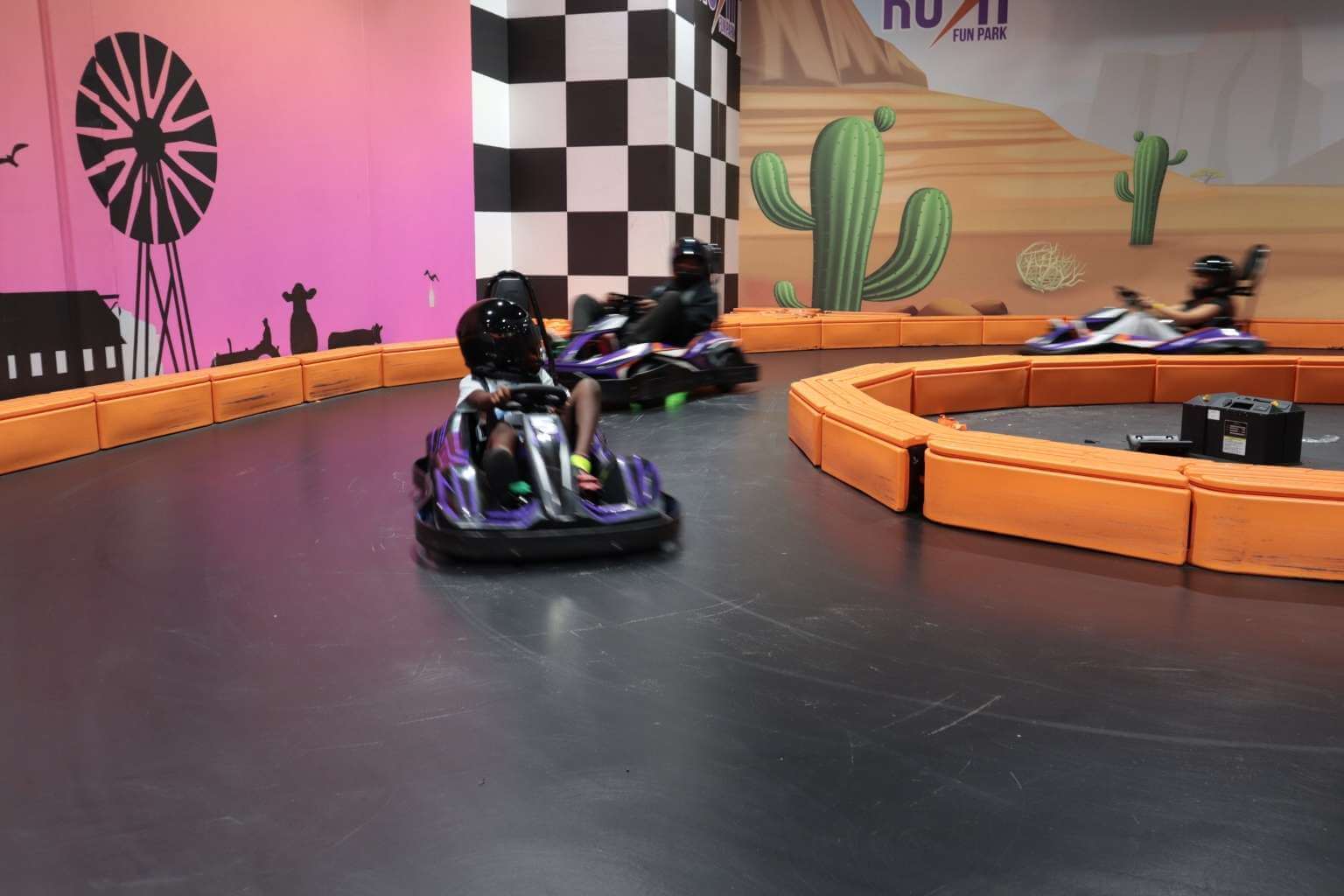 Best Amusement Center For Teens Near Me